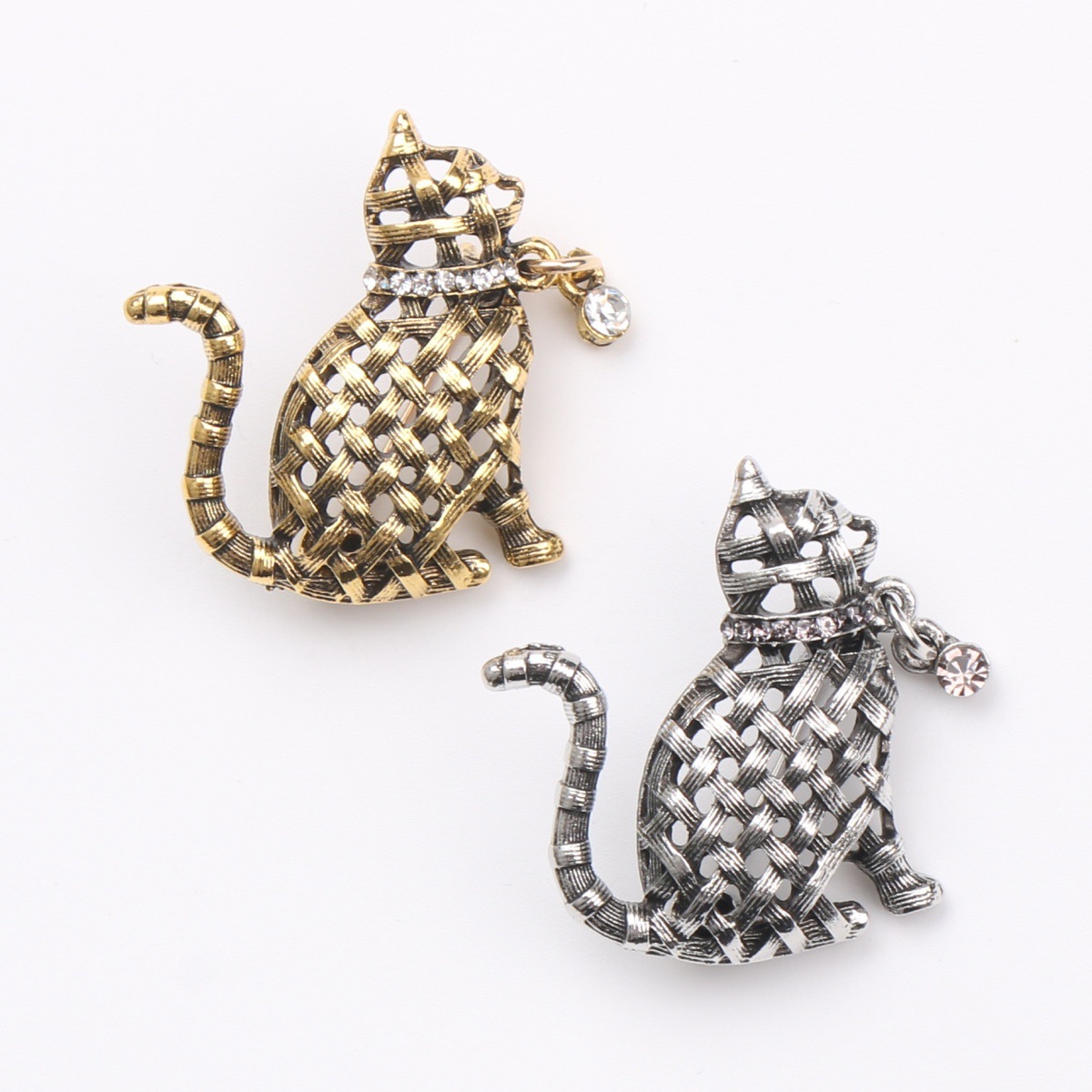 Collectible Vintage Brooches - Kolekcja ozdobnych, tkanych broszek z kotami,