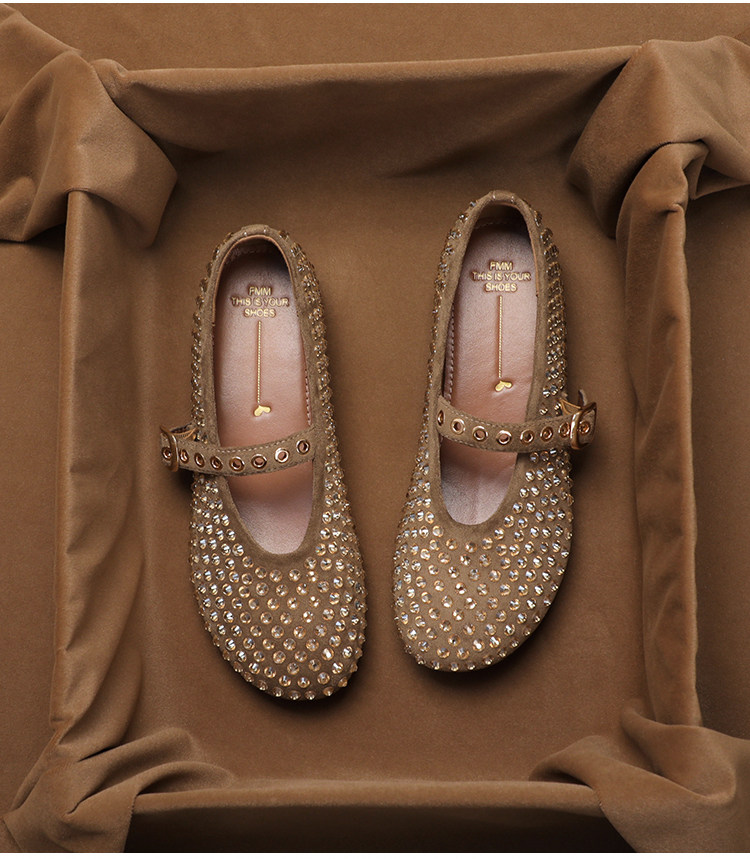 Vintage Collectible Shoes - SHOEBOX Vintage buty Mary Jane z