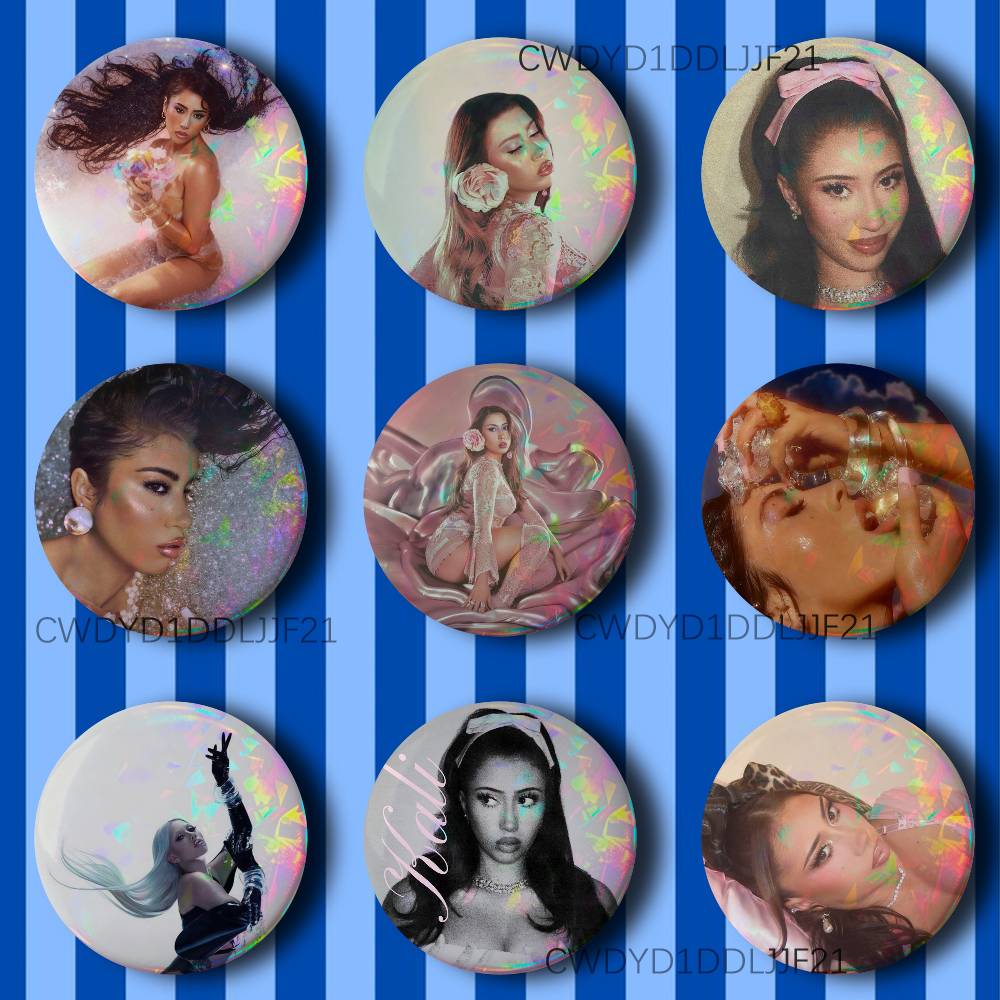 Collectible Vintage Brooches - Kali Uchis - Broszka w stylu